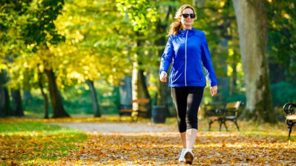 mental health benefits of walking outside 1280x720 1 4